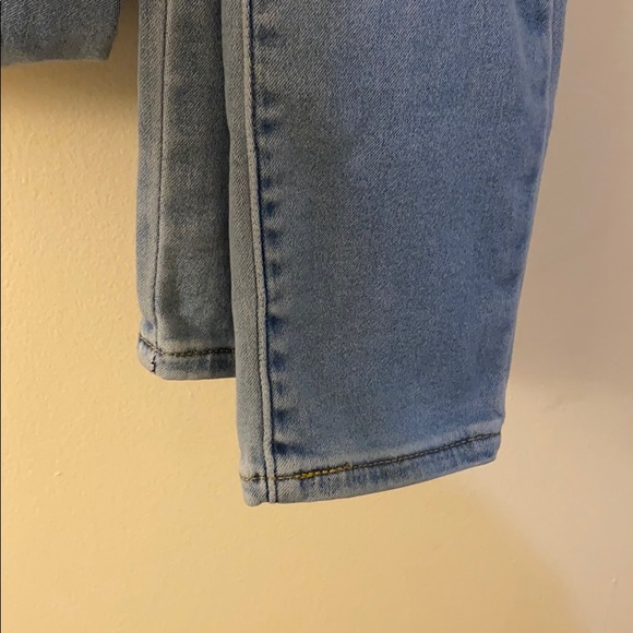 Levi's 720 High Rise Super Skinny Jeans - Picture 3 of 3